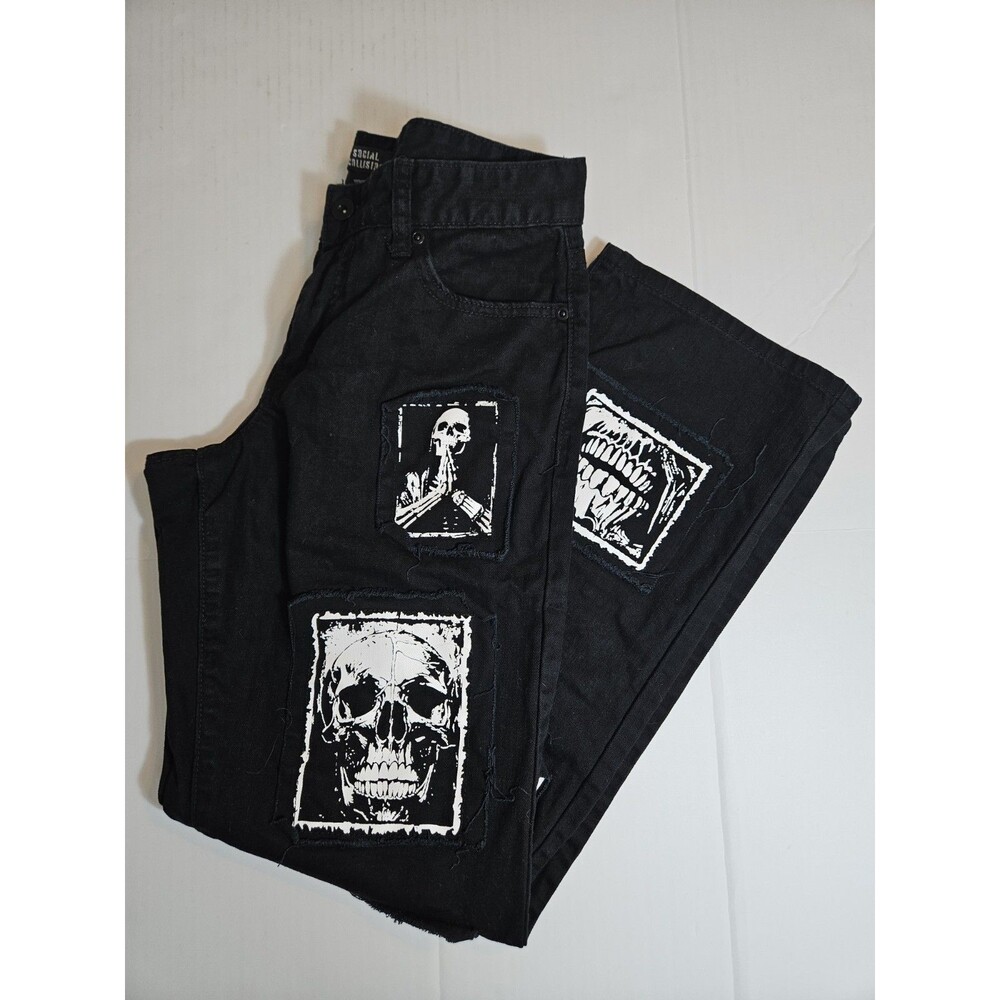 Social Collision Black Skull Patch Men's Black Denim Jeans Straight Fit 28x32